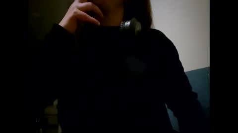 Snapshot of laraa333 chatting on January 2025 10:49:02 PM Little online show from January 2025 10:49:02 PM
