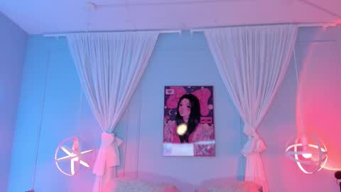 Snapshot of laraa_rous chatting on September 2025 03:53:01 AM lara online show from September 2025 03:53:01 AM