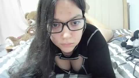 lara online show from February 2025 12:58:02 AM