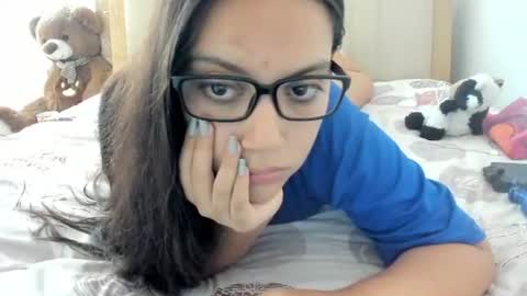 lara online show from November 2025 04:19:01 PM