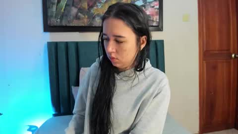 Snapshot of laragoldd chatting on February 2026 12:24:02 PM Lara Gold online show from February 2026 12:24:02 PM