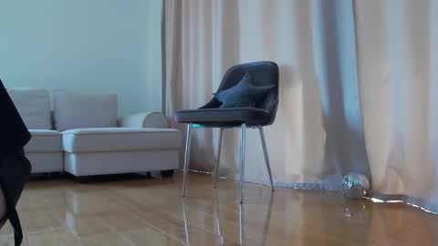 Snapshot of larakanes chatting on February 2026 10:47:02 AM LaraKanes online show from February 2026 10:47:02 AM