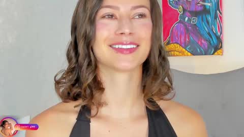 Lara  online show from September 2025 02:00:02 PM