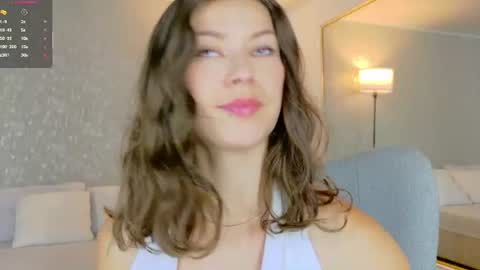 Lara  online show from June 2026 02:06:01 PM