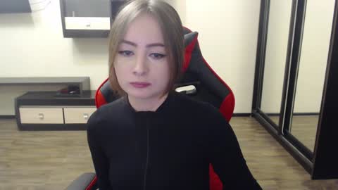 Snapshot of laralianna chatting on January 2025 05:58:01 PM Laralianna online show from January 2025 05:58:01 PM