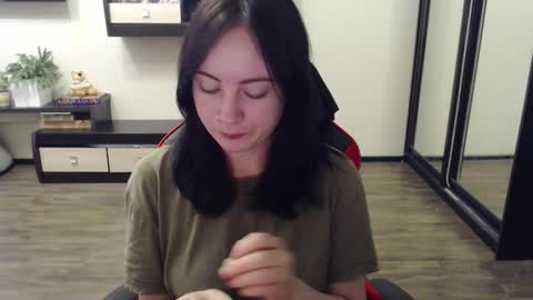 Snapshot of laralianna chatting on October 2025 10:02:01 AM Laralianna online show from October 2025 10:02:01 AM