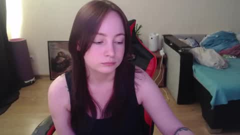 Laralianna online show from May 2026 01:51:02 PM