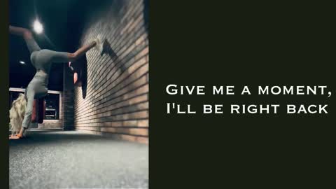 Snapshot of laras_moans chatting on November 2025 08:25:02 AM laras_moans online show from November 2025 08:25:02 AM