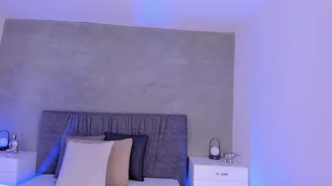 Laura online show from March 2026 12:30:01 PM