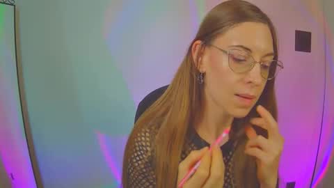 larawintersxxx online show from November 2025 08:40:02 PM