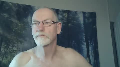 Larbie online show from December 2024 09:15:01 PM