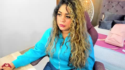 Snapshot of laris_park chatting on January 2025 11:15:01 PM laris_park online show from January 2025 11:15:01 PM