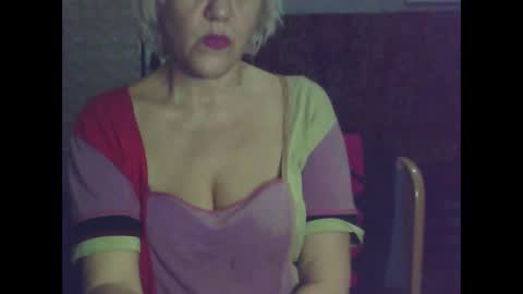 Snapshot of larisaq4ugo24 chatting on March 2025 07:42:02 PM larisaq4ugo24 online show from March 2025 07:42:02 PM