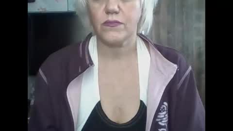 Snapshot of larisaq4ugo24 chatting on September 2025 07:57:01 AM larisaq4ugo24 online show from September 2025 07:57:01 AM