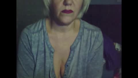 Snapshot of larisaq4ugo24 chatting on November 2025 10:38:01 AM larisaq4ugo24 online show from November 2025 10:38:01 AM