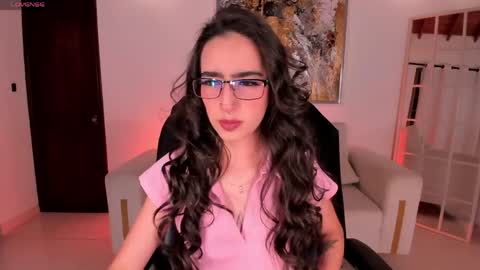 Larisa Smirnov online show from March 2026 04:06:01 AM