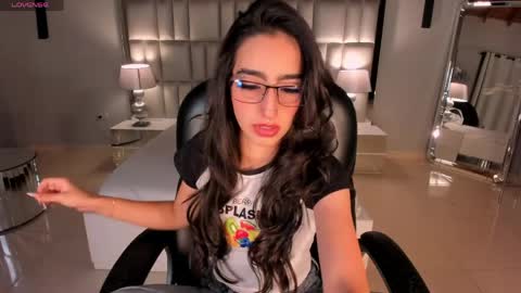 Larisa Smirnov online show from March 2026 03:56:01 AM