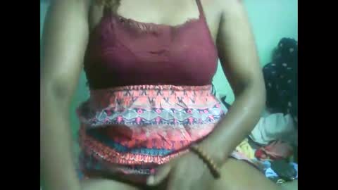 larissa645771 online show from November 2025 07:29:02 PM