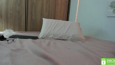 Snapshot of larossasexy chatting on February 2025 10:30:02 PM Rosa online show from February 2025 10:30:02 PM