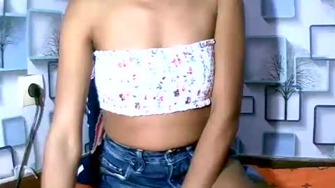 Snapshot of larra27 chatting on October 2025 08:27:02 PM Malala online show from October 2025 08:27:02 PM