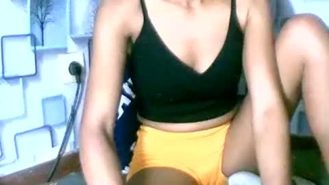 Snapshot of larra27 chatting on October 2025 01:01:01 PM Malala online show from October 2025 01:01:01 PM