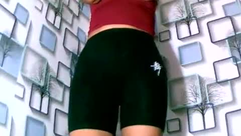 Snapshot of larra27 chatting on November 2025 09:50:02 PM Malala online show from November 2025 09:50:02 PM