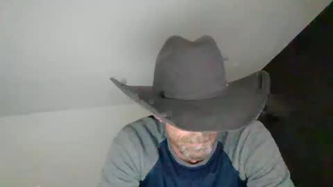 larry77733217 online show from January 2025 07:51:01 PM