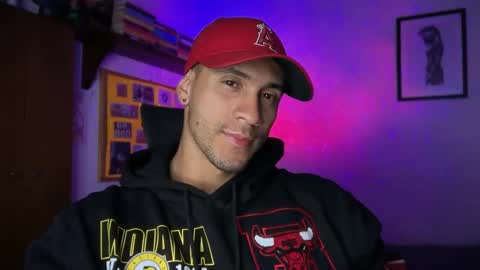 Snapshot of larry_jones chatting on October 2025 11:37:01 PM andrew online show from October 2025 11:37:01 PM