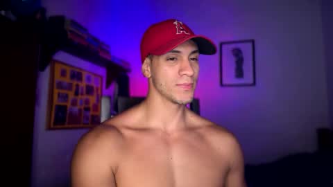 Snapshot of larry_jones chatting on October 2025 11:31:01 PM andrew online show from October 2025 11:31:01 PM