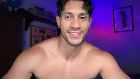Snapshot of larry_jones chatting on August 2026 10:39:01 AM andrew online show from August 2026 10:39:01 AM