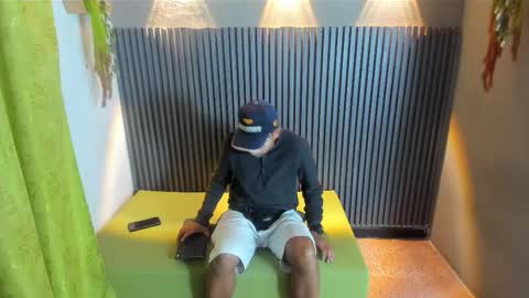 LARRY online show from February 2026 12:20:02 PM