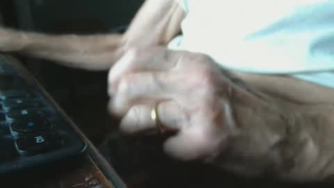 Snapshot of larsmagnus chatting on January 2025 02:01:01 AM Lars online show from January 2025 02:01:01 AM