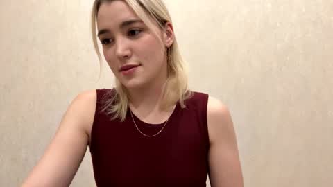 Snapshot of laruebaral chatting on February 2026 09:22:02 PM Betty online show from February 2026 09:22:02 PM