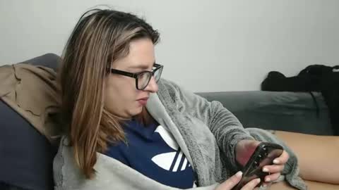 Snapshot of larysalovexxx94 chatting on October 2025 04:27:01 AM raisa online show from October 2025 04:27:01 AM