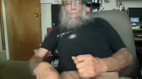 chris online show from April 2026 06:24:02 PM