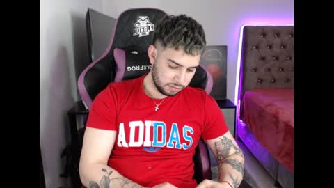 Snapshot of latam_ chatting on January 2025 06:50:02 AM YOUR BABY online show from January 2025 06:50:02 AM