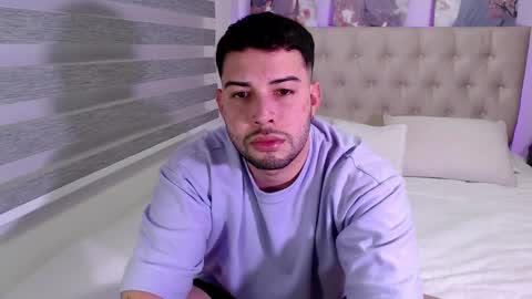 Snapshot of latam_ chatting on September 2025 04:34:02 AM YOUR BABY online show from September 2025 04:34:02 AM