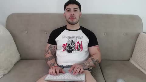 Snapshot of latam_ chatting on January 2026 07:17:02 PM YOUR BABY online show from January 2026 07:17:02 PM