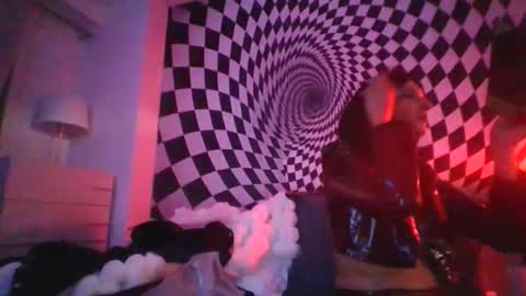 latex4grandpa online show from April 2026 04:17:01 AM