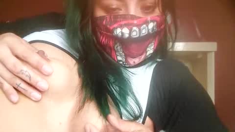 Snapshot of latex9408400 chatting on February 2026 07:31:01 AM latex9408400 online show from February 2026 07:31:01 AM