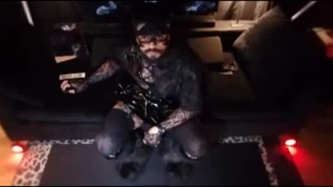 latex__buddy online show from May 2026 06:58:01 PM
