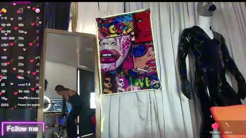 Snapshot of latex_rose_daniels chatting on March 2025 02:45:02 PM ROSE online show from March 2025 02:45:02 PM