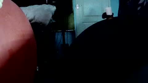 Snapshot of latexchris77 chatting on February 2026 07:39:02 AM latexchris77 online show from February 2026 07:39:02 AM