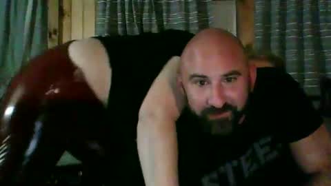 latexcouple2025 online show from September 2025 02:22:02 AM