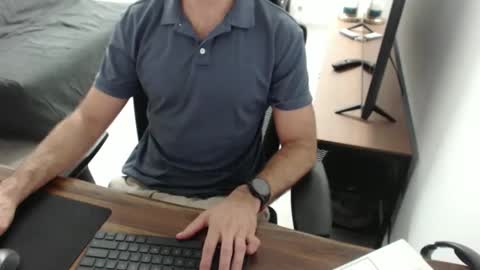 latexdave84 online show from November 2025 02:00:02 AM