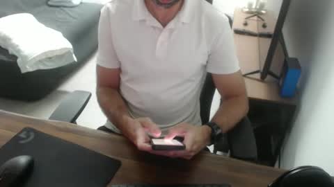 latexdave84 online show from February 2026 10:19:02 AM