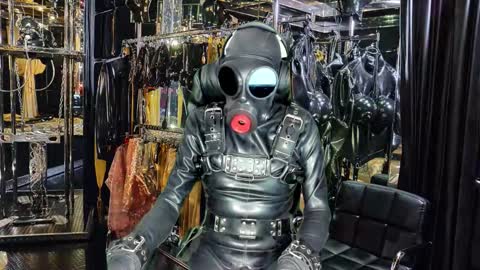 Snapshot of latexlover202 chatting on February 2026 03:09:02 PM latexlover202 online show from February 2026 03:09:02 PM
