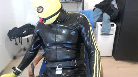 Snapshot of latexslaafboy2 chatting on March 2025 10:15:02 AM latexslaafboy online show from March 2025 10:15:02 AM