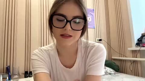 Snapshot of latiapetosa chatting on June 2026 01:32:02 PM Mia online show from June 2026 01:32:02 PM