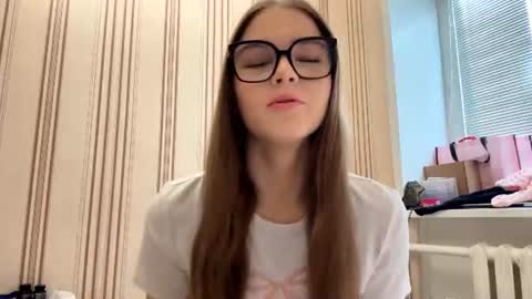 Snapshot of latiapetosa chatting on June 2026 01:13:02 PM Mia online show from June 2026 01:13:02 PM